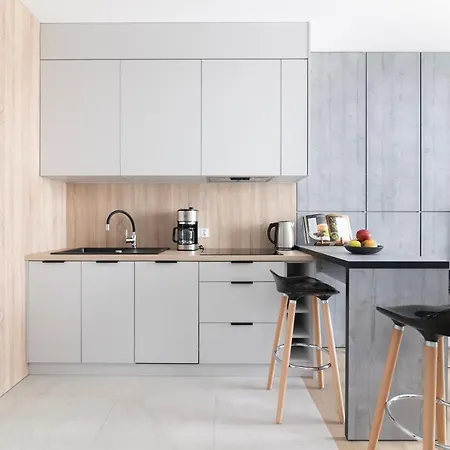 Апартаменти Easy Rent - Kompozytorow Polskich 51, Free Parking, 24h Check-in *